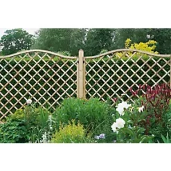 Forest Hamburg Lattice Curved Top Garden Screens 6 x 6' 3 Pack