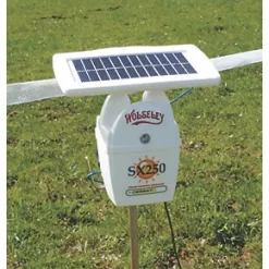 Stockshop SX250 Solar-Powered Electric Fence Energiser Battery-Powered